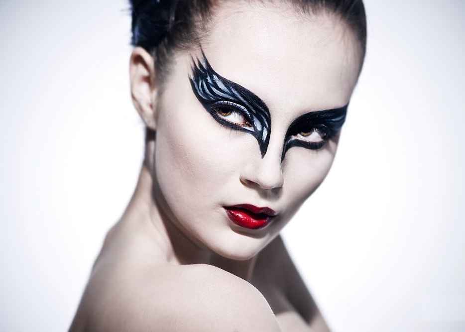     ,  Black swan -    